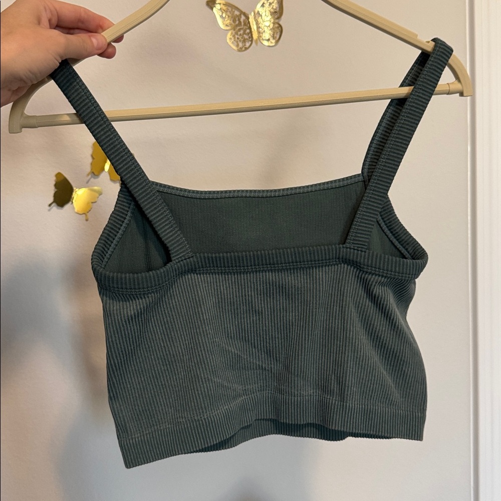 Ribbed Green Crop Top - Picture 3 of 4